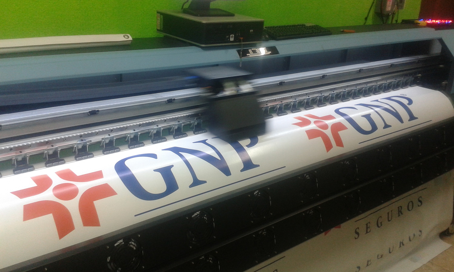 Plotter Alta resolución Hasta 3.20 mts de ancho